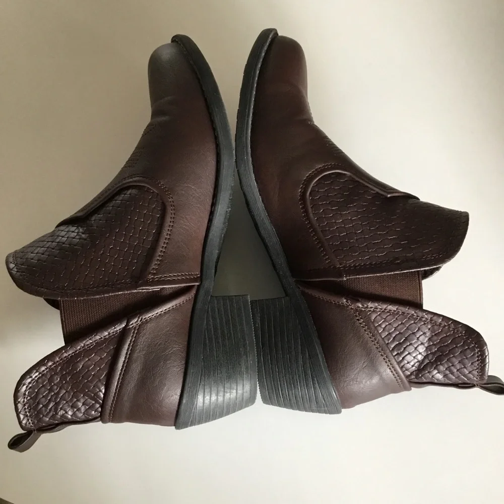 EASY STREET WESTERN STYLE ANKLE BOOTIES - Picture 4 of 12